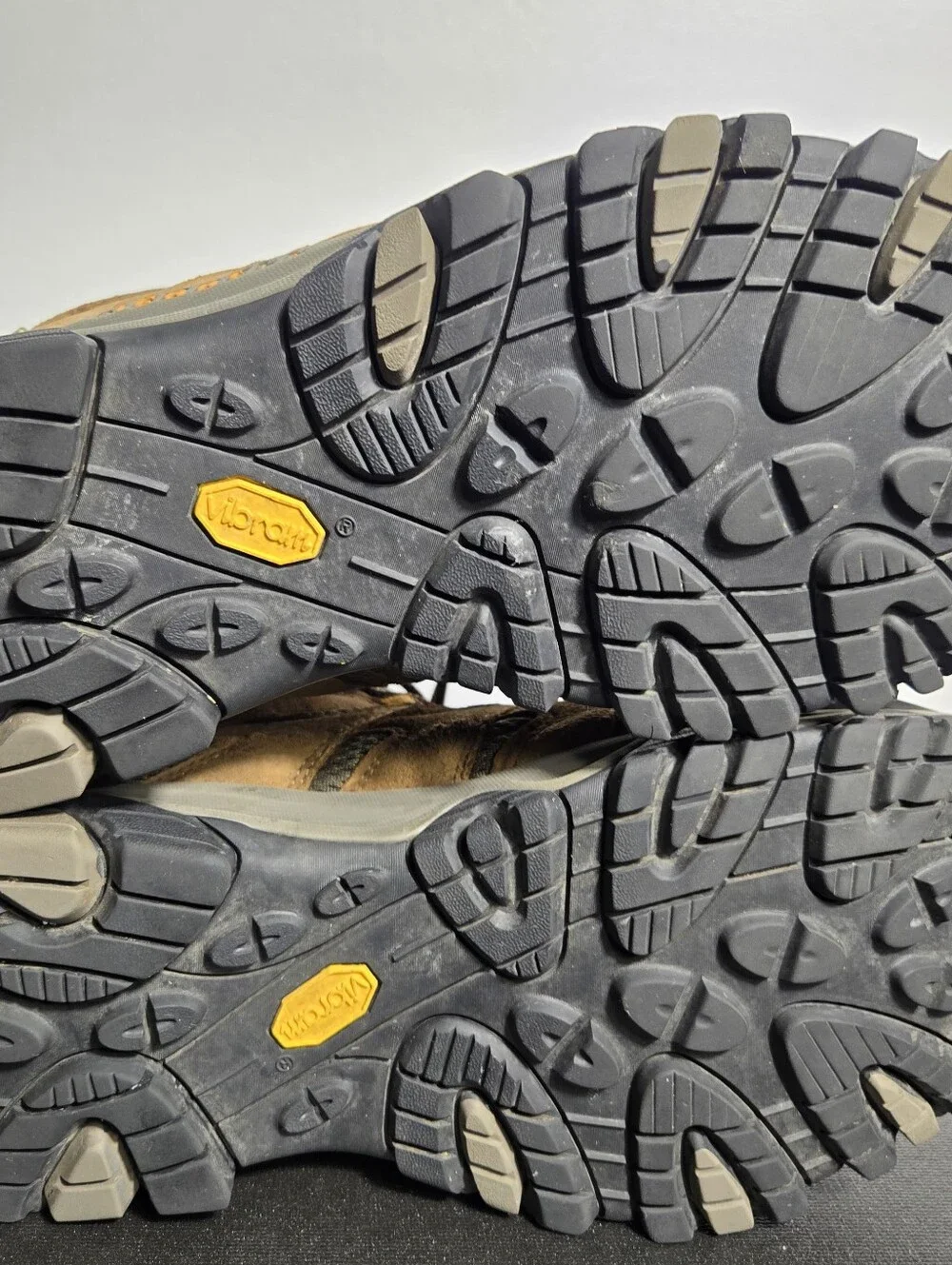 Merrell Moab 3 Mid Hiking Boots Men Size 12 Wide